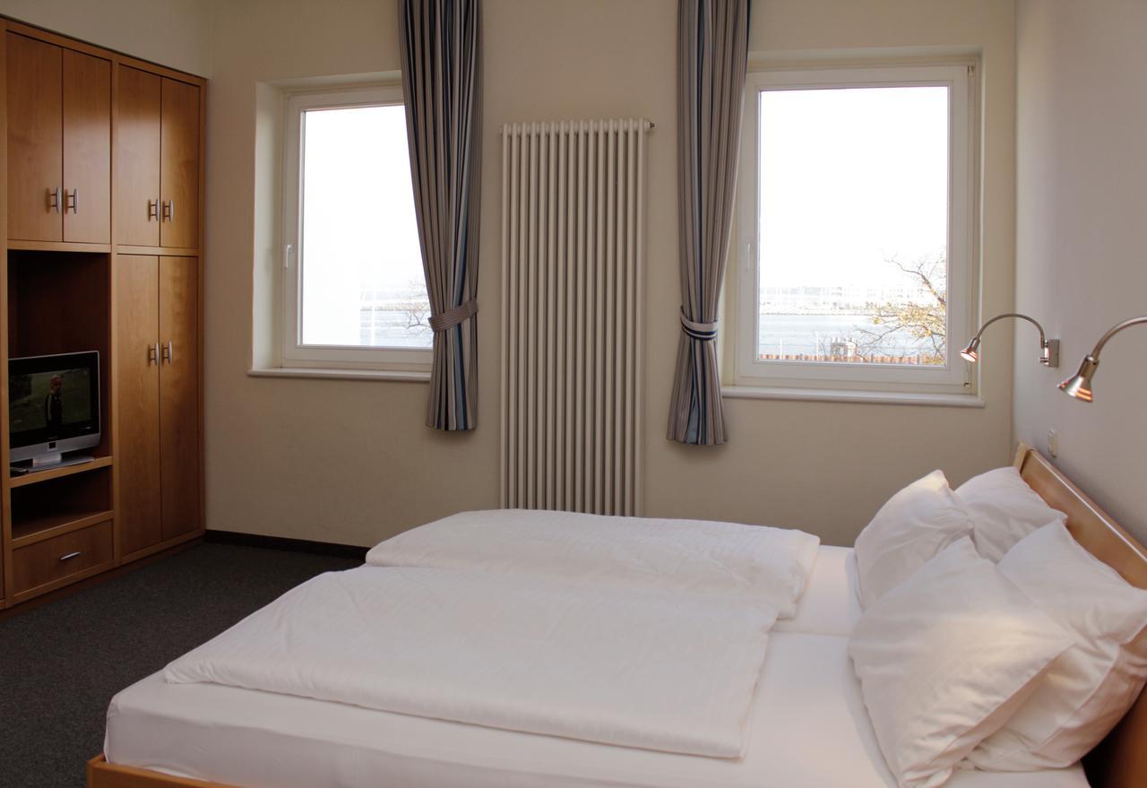 Apartmenthaus Am Leuchtturm Rostock Extérieur photo