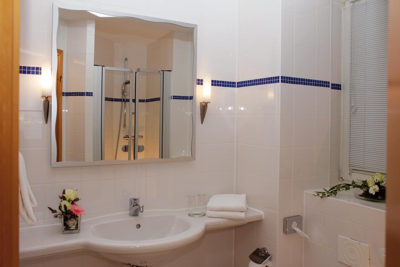 Apartmenthaus Am Leuchtturm Rostock Extérieur photo
